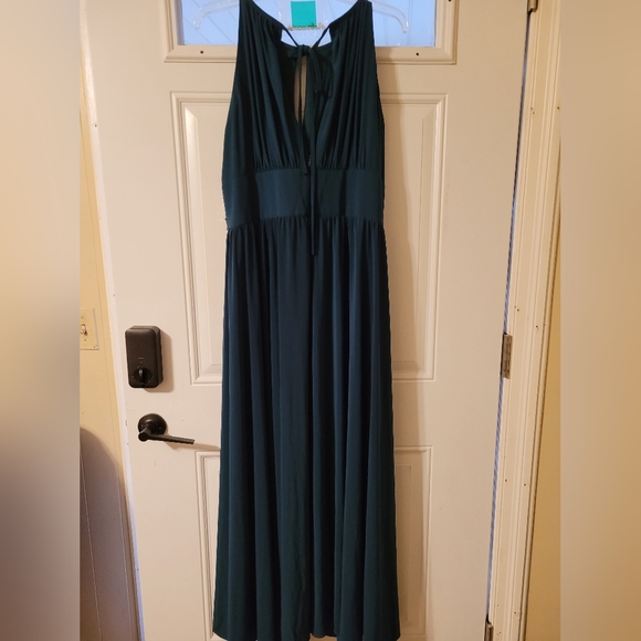Avenue Plus Size 16w long gown. Beautiful green with beading at waist. - Picture 3 of 5